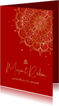 Hindoestaanse uitnodigingskaart rood mandala hartjes