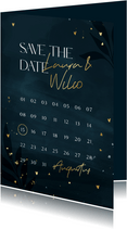 Hippe donkerblauwe save the date kalender met gouden hartjes