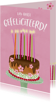 Verjaardagskaart taart kaarsjes bloemen