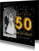 50 jaar getrouwd jubileumfeest goud krijtbord hartjes foto