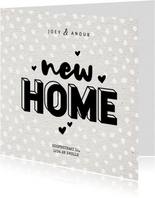 Hippe verhuiskaart typografie new home, kraft en hartjes
