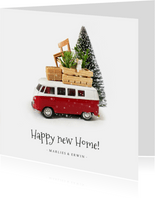 Kerstkaart verhuizen met Volkswagen busje en spullen op dak