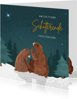 Kerstkaart voor eerste kerst samen met illustratie van beren