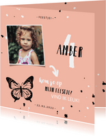 Kinderfeestje uitnodiging met vlinder, spetters en foto