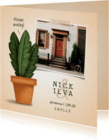Verhuiskaartje 'nieuwe woning' met plant in pot