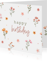 Verjaardagskaart met kleine kleurrijke bloemen