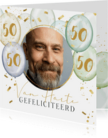 Verjaardagskaart stijlvol ballonnen confettisnippers foto
