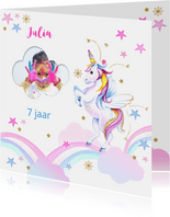 Verjaardagskaart unicorn wolkjes