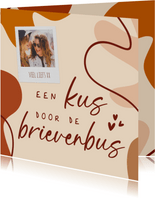 Wenskaart - kus door de brievenbus