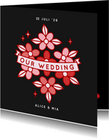 Zwarte trouwkaart met rode en roze bloemen illustraties