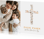 Paaskaart christelijk kruis bladeren bloemen foto