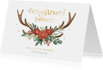 Geregistreerd partnerschap hertengewei bloemen hartjes goud