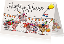 Leuke verjaardagskaart met 6 juichende muizen en vlaggen