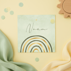 Geboortekaartje groen regenboog met goudfolie