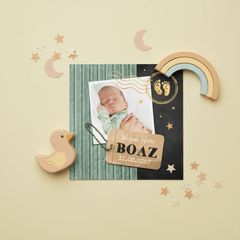 Geboortekaartje houtlook foto label stempel goud groen