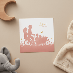 Geboortekaartje met silhouet bakfiets met 2 broers en zusje