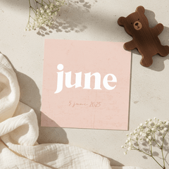 Geboortekaartje zalmroze met betonlook 