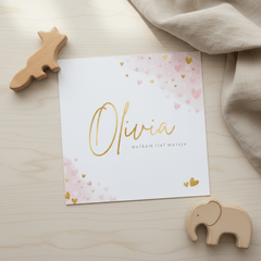 Lief geboortekaartje meisje met roze en gouden hartjes 