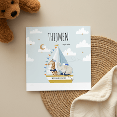 Lief geboortekaartje met olifantje en giraf in zeilboot