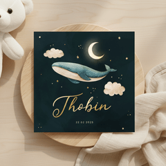 Lief geboortekaartje walvis met maan en goudfolie sterren