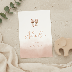 Lief waterverf geboortekaartje met strik en koperfolie