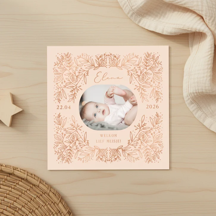 Geboortekaartje botanische bloemen in lijn