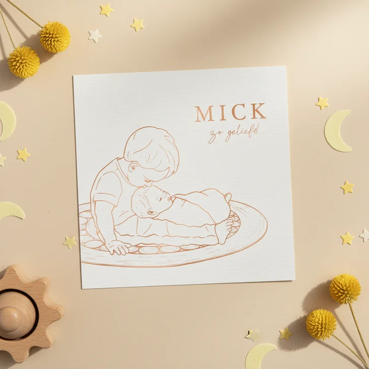 Geboortekaartje broer geeft broertje een kusje - koperfolie