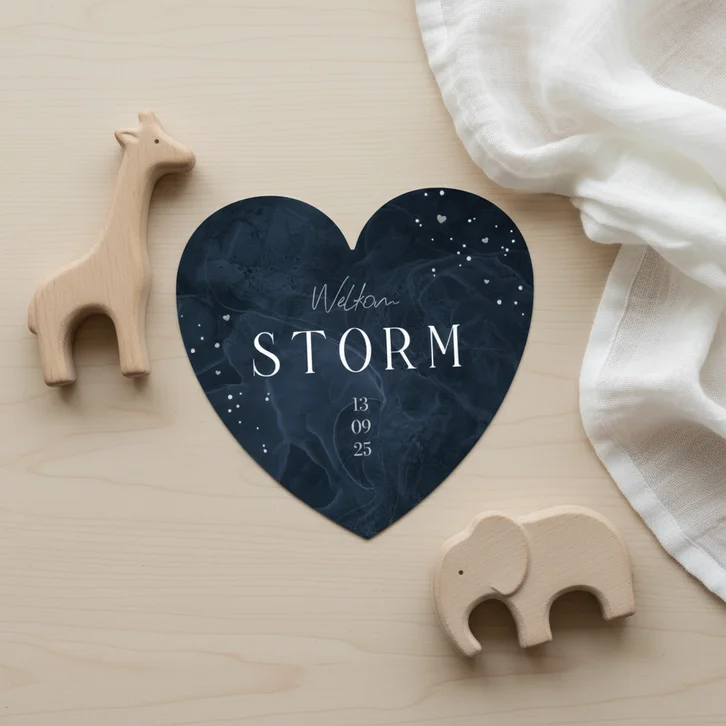 Geboortekaartje hartkaart donkerblauw stoer stijlvol verf