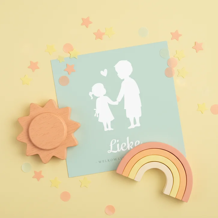 Geboortekaartje silhouet broer en zusje hand in hand