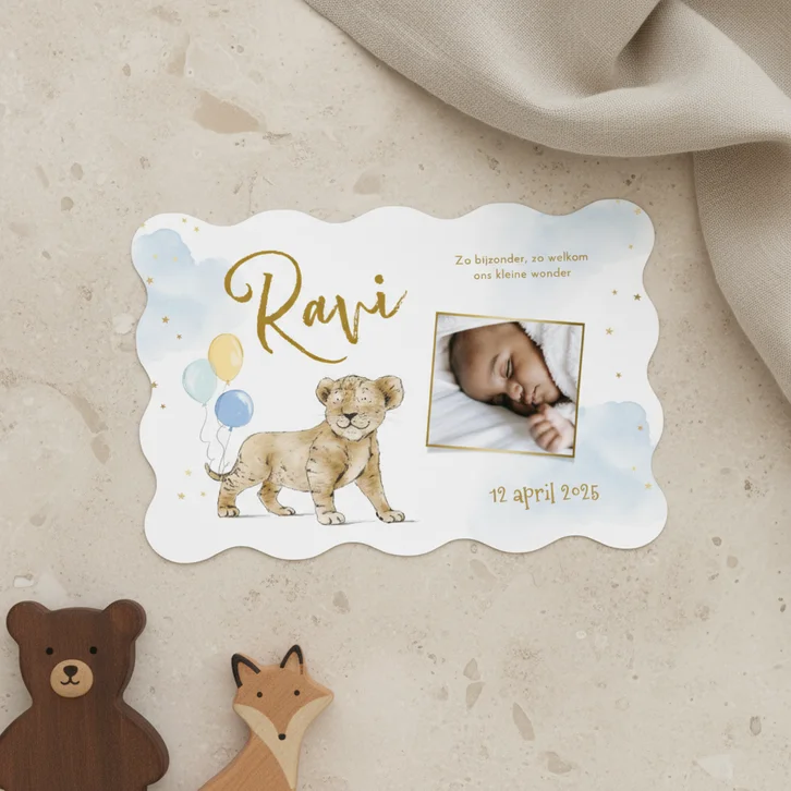 Golvend geboortekaartje met leeuw waterverf