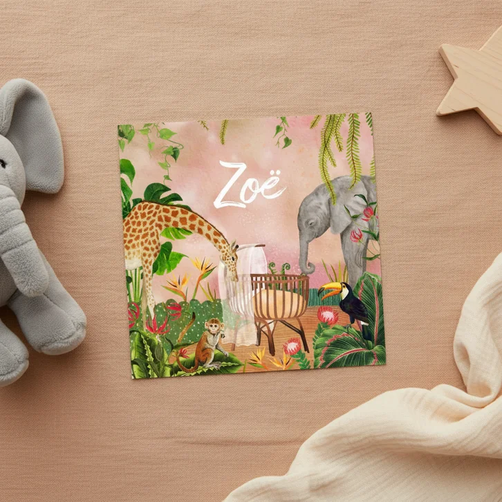 Jungle geboortekaartje wiegje tussen de dieren