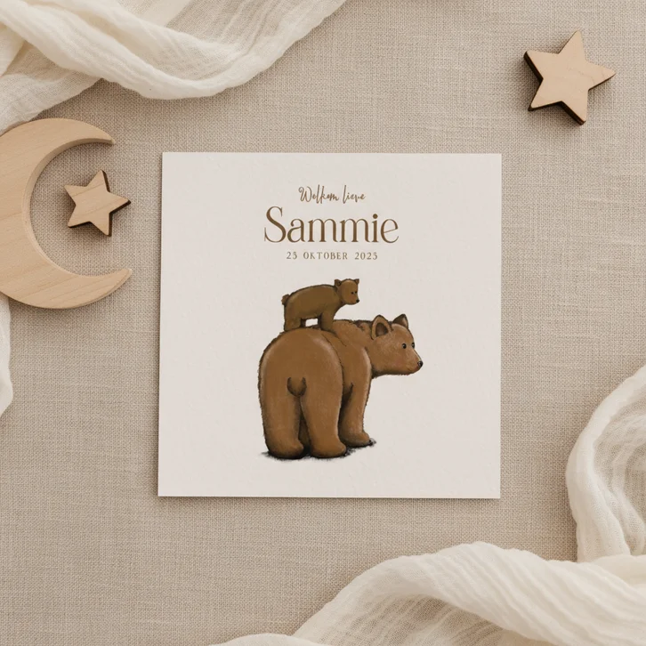 Lief geboortekaartje met tekening van beren in bruintinten