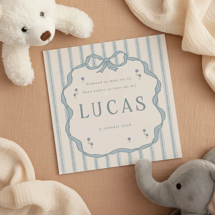 Lief geboortekaartje doodle strik met strepen en bloempjes