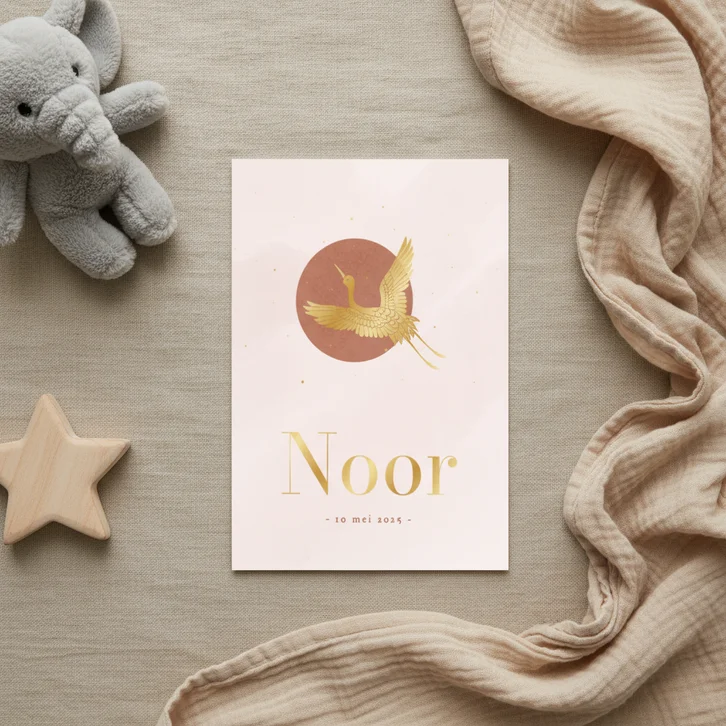 Mooie geboortekaartjes met goudfolie kraanvogel in roze