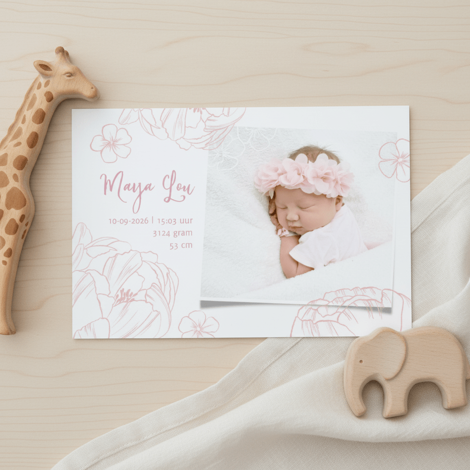 Geboortekaartje lief meisje foto & bloemen