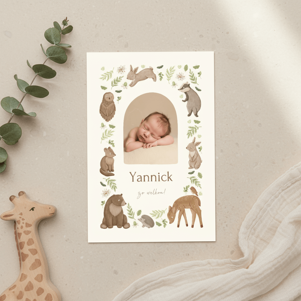 Lief geboortekaartje met foto, dieren en plantjes