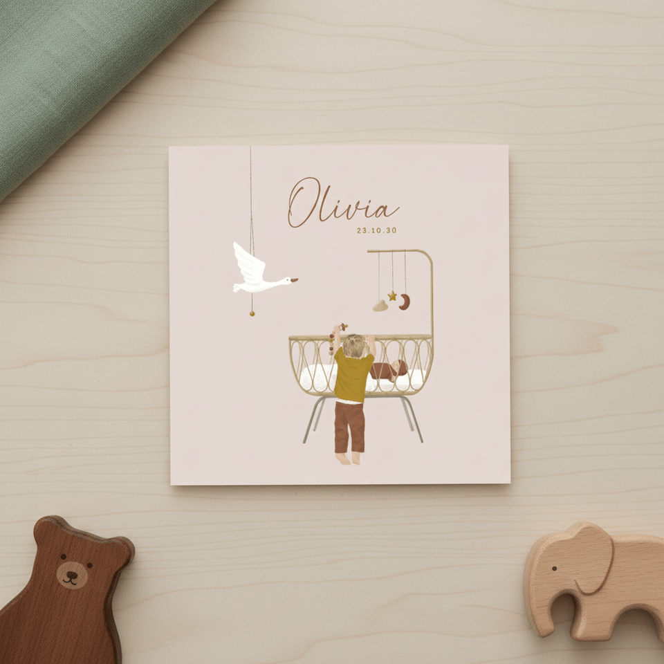 Lief vierkant geboortekaartje broer bij wiegje met baby