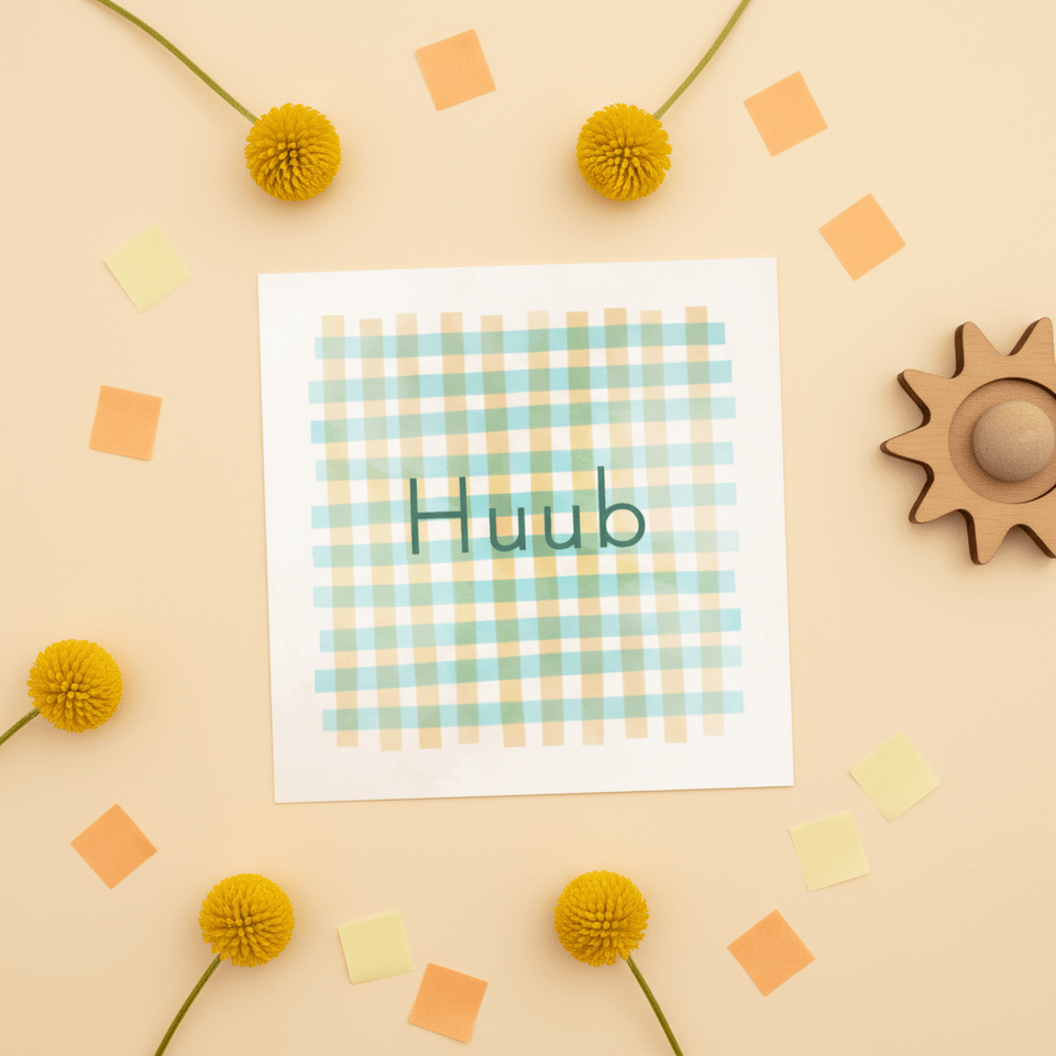 Zomers geboortekaartje voor een jongen met blokjespatroon