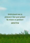 Felicitatiekaart met benen op voetbal 3