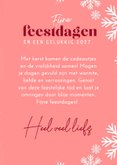 Kerstkaart lief meisje met handen vol cadeautjes 3