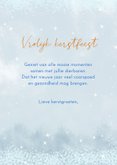 Kerstkaart schaatsend roodborstje met muts 3