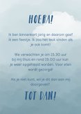 Kinderfeestje uitnodiging met vliegtuig ballonnen en foto 3