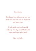 Moederdag kaart met schattige egel die een knuffel geeft 3