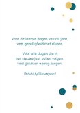 Nieuwjaarskaart met gouden confetti 3