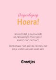 Roze verjaardagskaart van hond met bloemenkrans 3