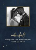 Stijlvolle donkerblauwe jubileumkaart met gouden details 2