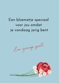 Verjaardagskaart - Kat met bloemen in zijn mondje 3
