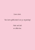 Verjaardagskaart met aardbei en tekst Hugs and Kisses 3
