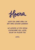 Verjaardagskaart met rijmende quote, typografisch opgemaakt 3