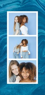  Photobooth blauw kaartje met drie eigen fotos marmer